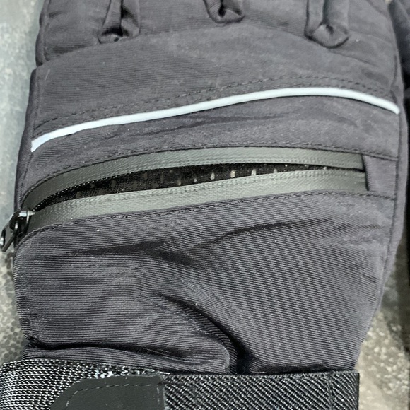 Men’s Tek Gear Touch Screen Ski Gloves - Picture 5 of 7